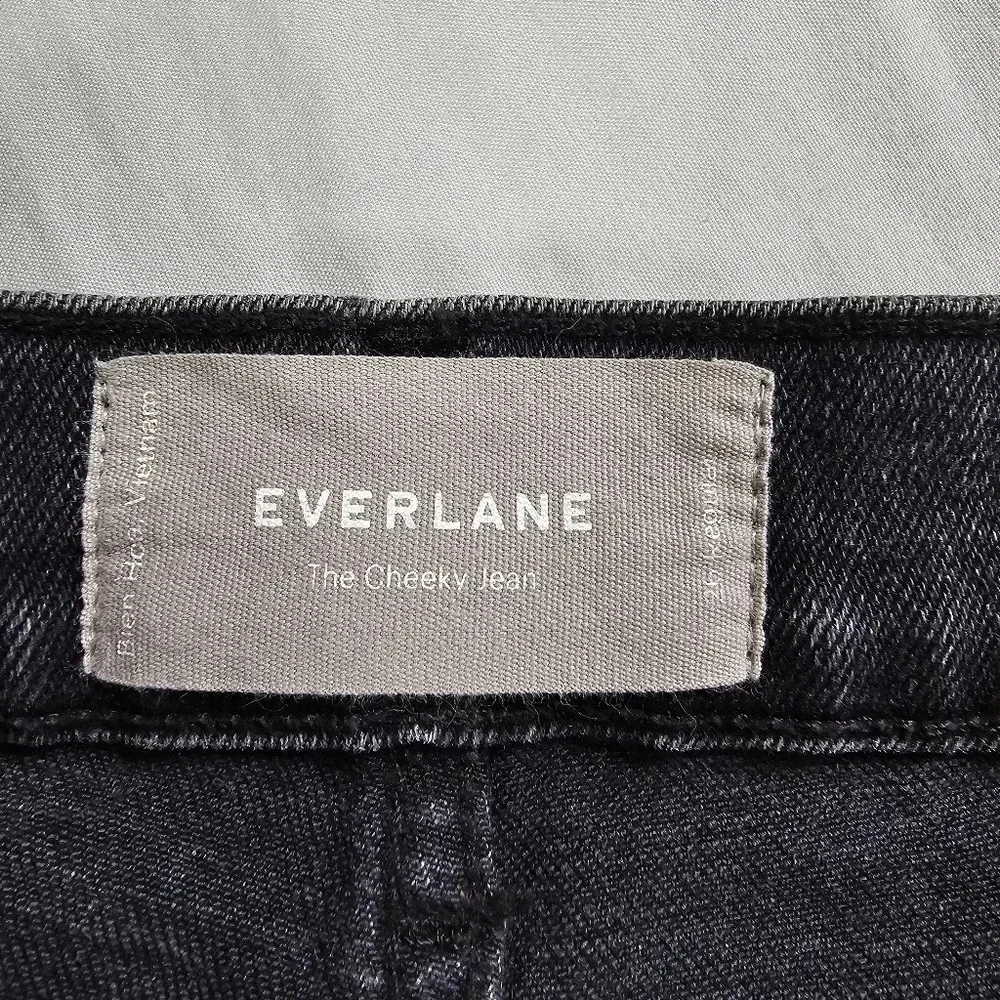 Everlane The Cheeky Jean Size 26R Washed Black Denim Straight Leg‎ High Rise